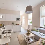 H75 Centre Apartmán