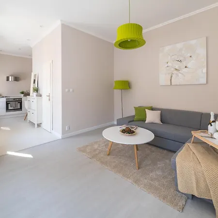 H75 Centre Apartmán