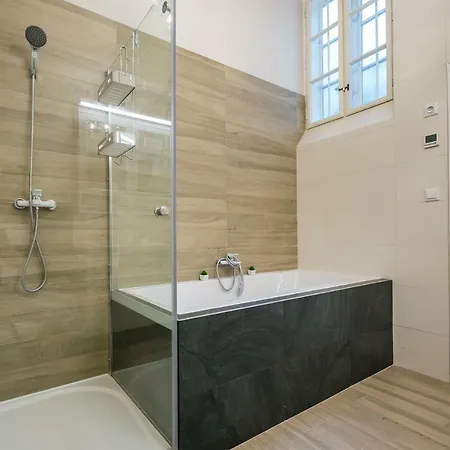 H75 Centre * Košice